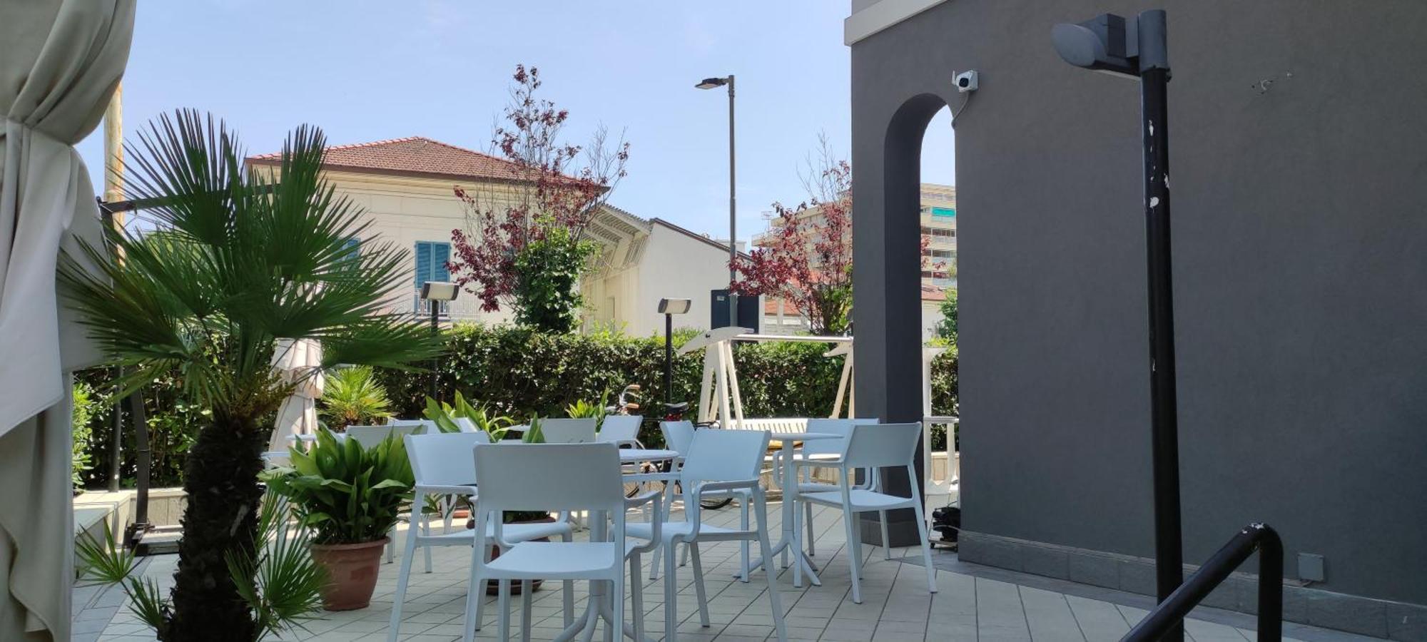 Hotel Villa Platani 里乔内 外观 照片